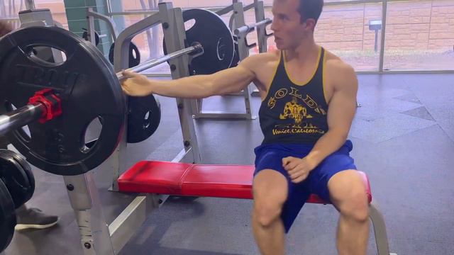 Ryan Sharp Trains Chest With ME!! ( MAX CHEST GROWTH ) смотреть онлайн