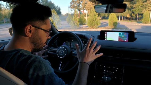 Peugeot e-2008 vs Mazda MX-30, autonomie vs lifestyle смотреть онлайн