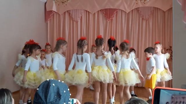 Ко-ко-ко-ко-ко вот как мы шагаем смотреть онлайн