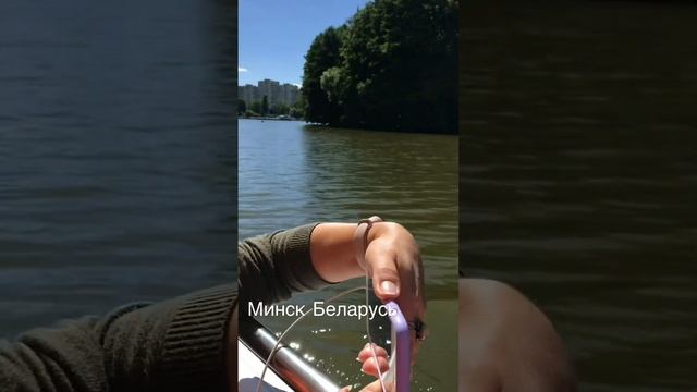 Минск Беларусь, суперская прогулка по реке Свислочь на катере «Касатка», август 2022 смотреть онлайн