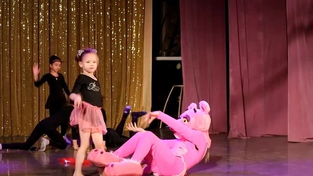 ШКОЛА ЦИРКОВОЙ АКРОБАТИКИ "Пантеры" © (KALEVRAS 2019) смотреть онлайн