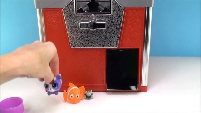 Toy Vending Machine Surprises Fashems Mashems Disney Frozen Finding Dory Egg Surprise Kinder Minnie смотреть онлайн