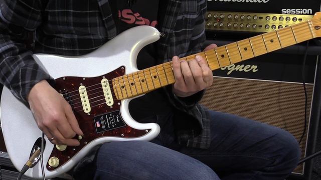 FENDER American Ultra Stratocaster смотреть онлайн