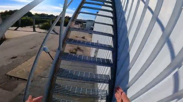 LEATHERFACE VS PARKOUR POV (CHAINSAW MASSACRE) смотреть онлайн