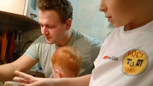 Сахарные соты из фильма "Игра в кальмара". Эксперимент по приготовлению печенья. смотреть онлайн