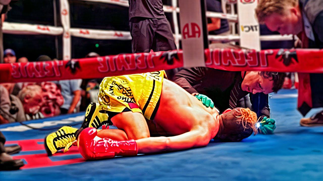 Этот УДАР Шокировал Весь Мир Бокса | На Это Было Страшно Смотреть смотреть онлайн