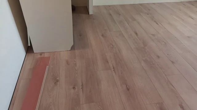 Ламинат Status 12 мм Дуб Стеллар от Swiss Krono - отзыв мастера смотреть онлайн