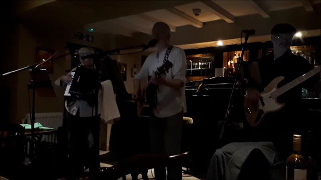 Gavin Paterson & The Clancy Acoustic Band - 15 The Master смотреть онлайн