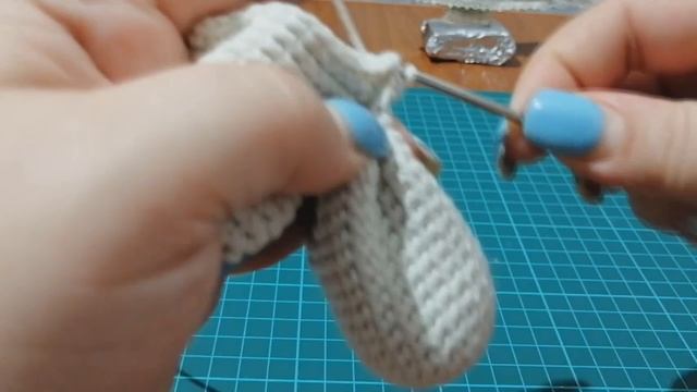 Мастер-класс, вяжем пряничного человечка крючком.Часть 1 Тело. смотреть онлайн