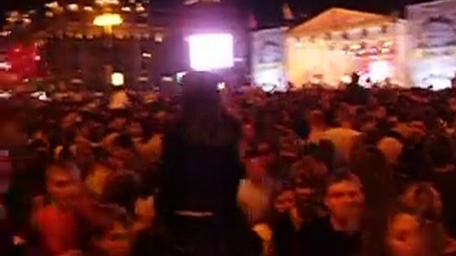 Concert in teatralny proezd, moscow 859 смотреть онлайн