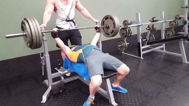 08.03.2018. Жим лежа 170 кг. Первый неудачный подход. смотреть онлайн