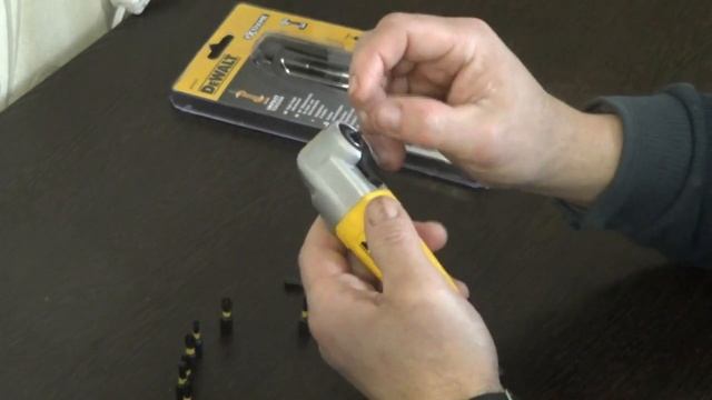 Угловая насадка DeWALT DT71517T смотреть онлайн