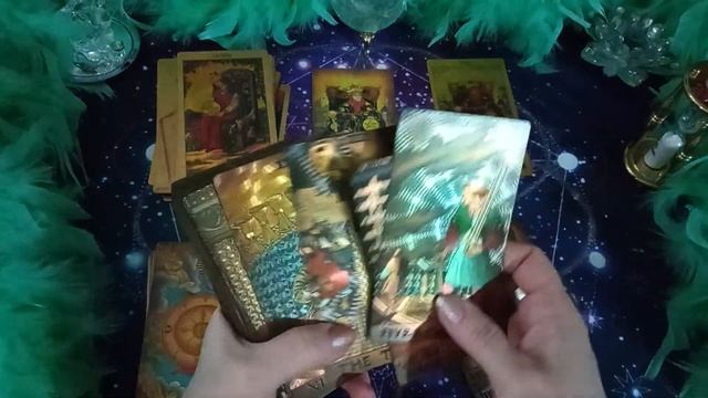 Обзор карт.. Пластиковое монохромное Таро. Сравнение колод. Какую выбрать? Мини расклад. смотреть онлайн