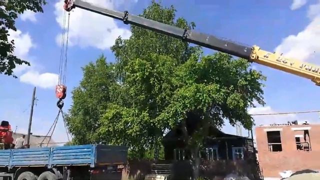 Сколько стоит дом построить.Укладка плит перекрытия. смотреть онлайн