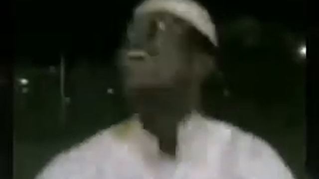 Негр танцует?! смотреть онлайн