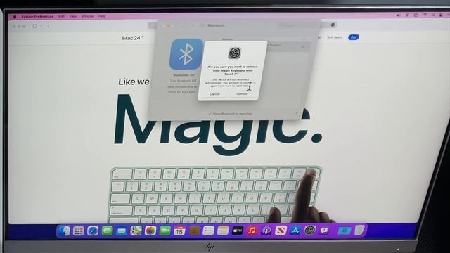 How to Setup NEW Magic Keyboard with Touch ID - Tips & Features! смотреть онлайн