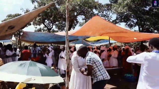TAZAMA MAZISHI YA MKE WA MCHUNGAJI KOKYO KUTOKA METHODIST YATIKISA NYARUGUSU PART1 смотреть онлайн