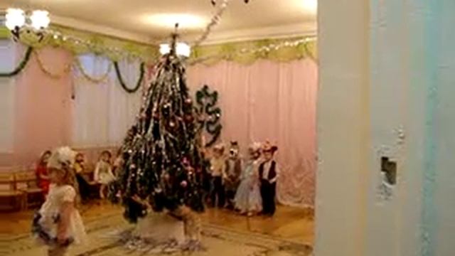 декабрь 2013, д\сад Светлячок смотреть онлайн