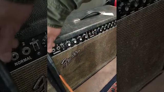 Vintage 1965 Fender Twin Reverb Amp-Demo смотреть онлайн