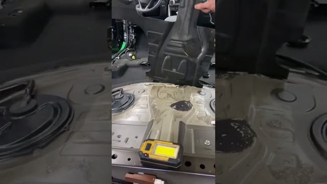 TOYOTA RAV4-РОССИЙСКАЯ СБОРКА. #toyota #rav4 #шумоизоляция #авто #moscow #автопром смотреть онлайн