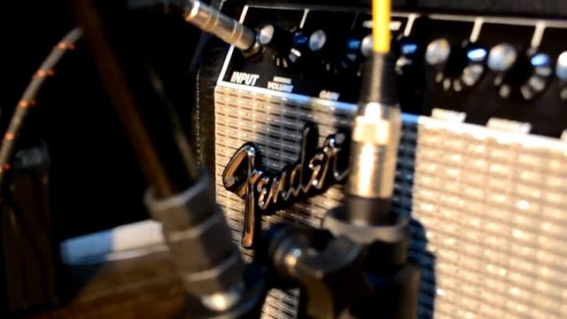 Gravando com Fender Frontman 25R - Edu Sauerbronn смотреть онлайн