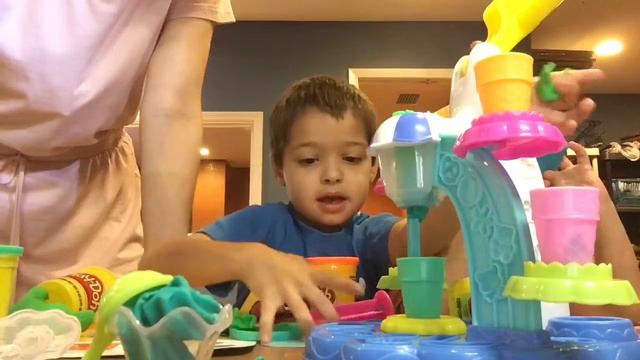 США 🇺🇸 американский пластилин плейдо Play-doh лепим с пластилина разрабатываем мелкую моторику смотреть онлайн