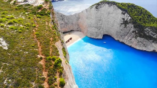 Mega Hits 2022 Vol.65 смотреть онлайн