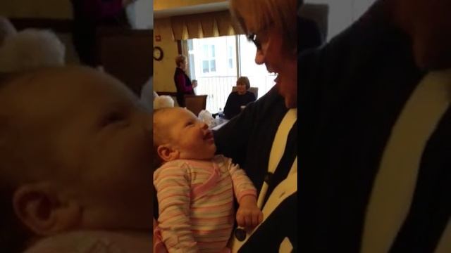 Baby learns to stick tongue out смотреть онлайн