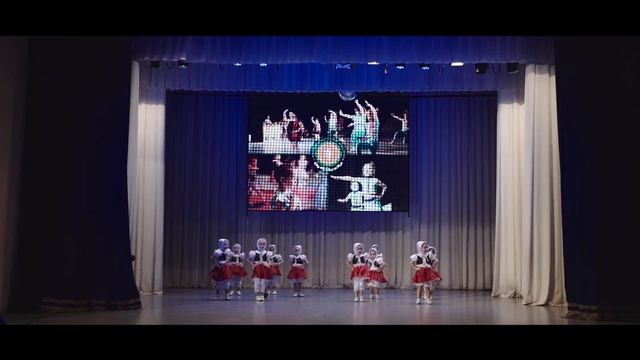 15 ССТ «Шаг вперёд», группа «Бусинки» «Ути пути, лялички» смотреть онлайн