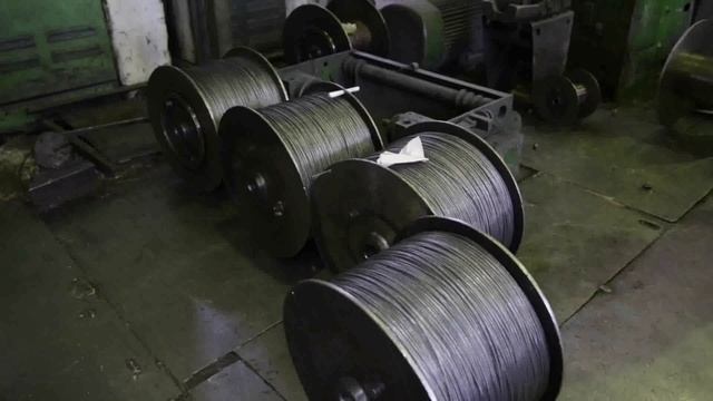 Профессия 'Машинист по навивке канатов' смотреть онлайн