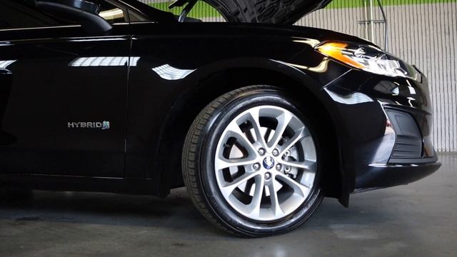 2019/2020 Ford Fusion Hybrid | Full Review & Test Drive