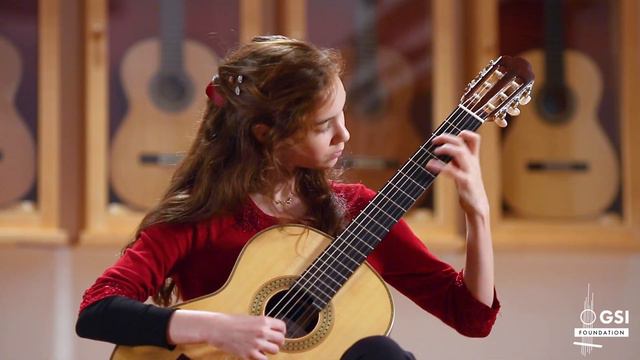 Sérgio Assad's "Seis Brevidades: Tarde" performed by Elle Davisson on a 2020 Hermanos Camps "Torres смотреть онлайн