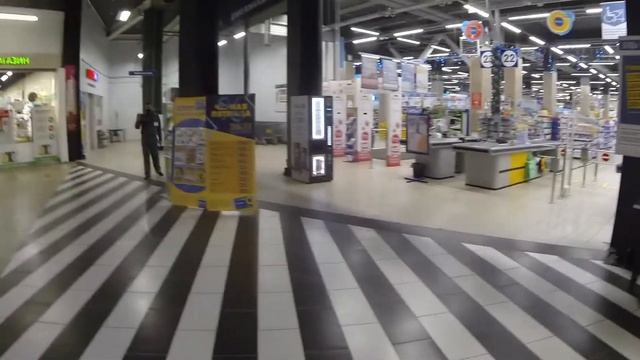 Как зайти Торговый Центр БЕЗ QR кода и справки о вакцинации? #яндексдоставка смотреть онлайн
