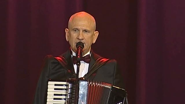 Edmundas Kučinskas - Baladė Apie Medžius
