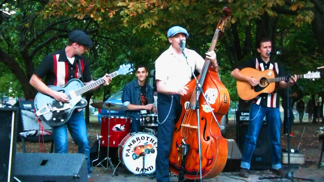 Band Pan Brothers.mp4
