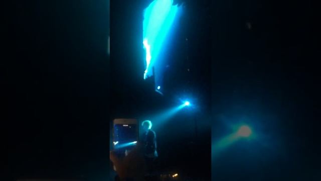 Jet Black Heart - 5SOS | SLFL | Amsterdam Ziggo Dome смотреть онлайн