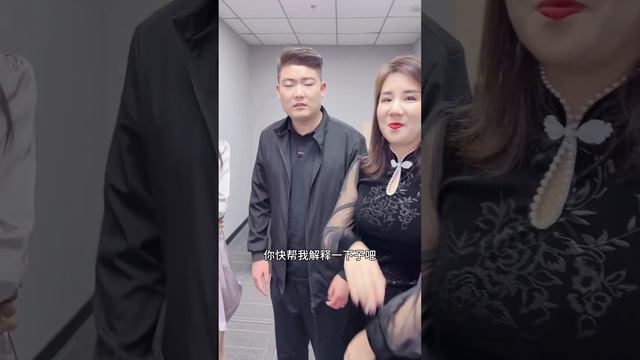 和美女老板一夜激情之后竟然上班迟到，还被高经理当场痛骂，老板竟然护犊子当众叫老公！【景菲JingFei】