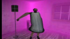 бабка гренни танцует корову