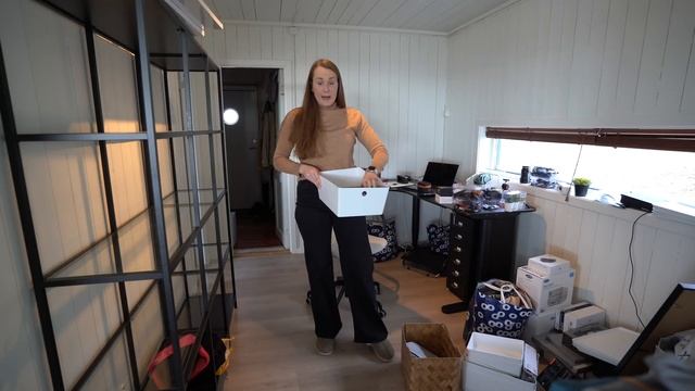 HOME OFFICE REVEAL | Kitchen to office transformation | Svalbard Cabin Build Part 12 смотреть онлайн