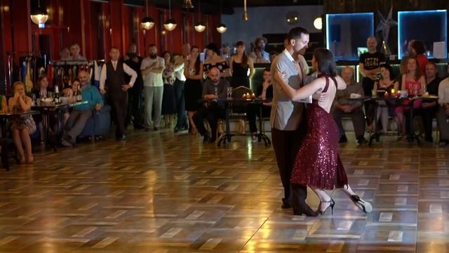 TangoFestoFolk - Hernan Brusa и Мария Brusa  (Osvaldo Pugliese)