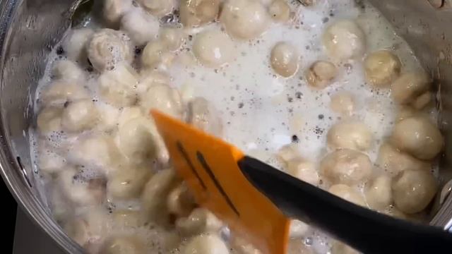Diese Pilze schmecken besser als Fleisch! Marinierte Champignons in 5 Minuten! смотреть онлайн