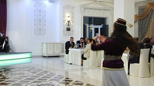 Крымскотатарская свадьба. Танец смотреть онлайн