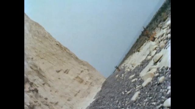 Extroverted Suicide - Monty Python's Flying Circus - S02E01 смотреть онлайн
