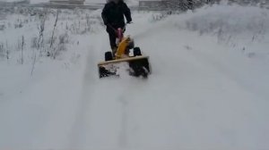 Снегоуборщик СН 1М и Беларус  09Н honda