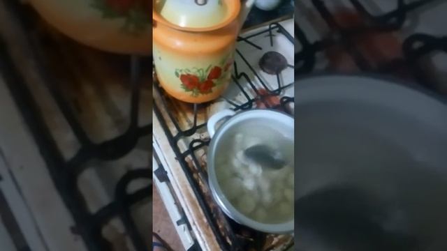 Как варить пельмени,быстро без заморочек 5-10 минут... смотреть онлайн