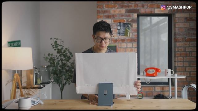 Unboxing the M3 iMac in blue! [2023] | smashpop смотреть онлайн