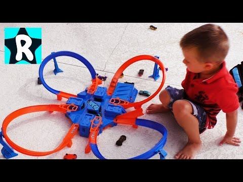 Машинки Hot Wheels Мега Трек ГОНКИ И АВАРИИ Челлендж Видео про Машинки Хот Вилс мультики для Детей смотреть онлайн