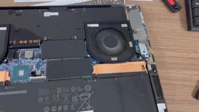 Dell Precision 5750 - 5760 nâng cấp thỏa mái - Nhân Văn Laptop. смотреть онлайн