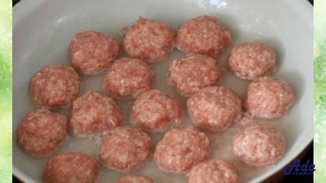 Фрикадельки в сметанном соусе Рецепт, пошаговый, как приготовить, видеорецепт смотреть онлайн