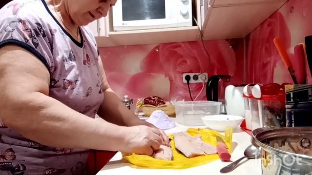 Захотелось рыбки, посолила рыбу под названием форель.... смотреть онлайн